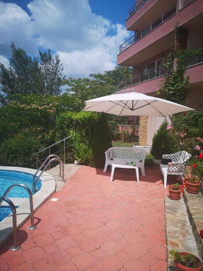 Seaview Apartment Complex Karia Kawarna Zewnętrze zdjęcie