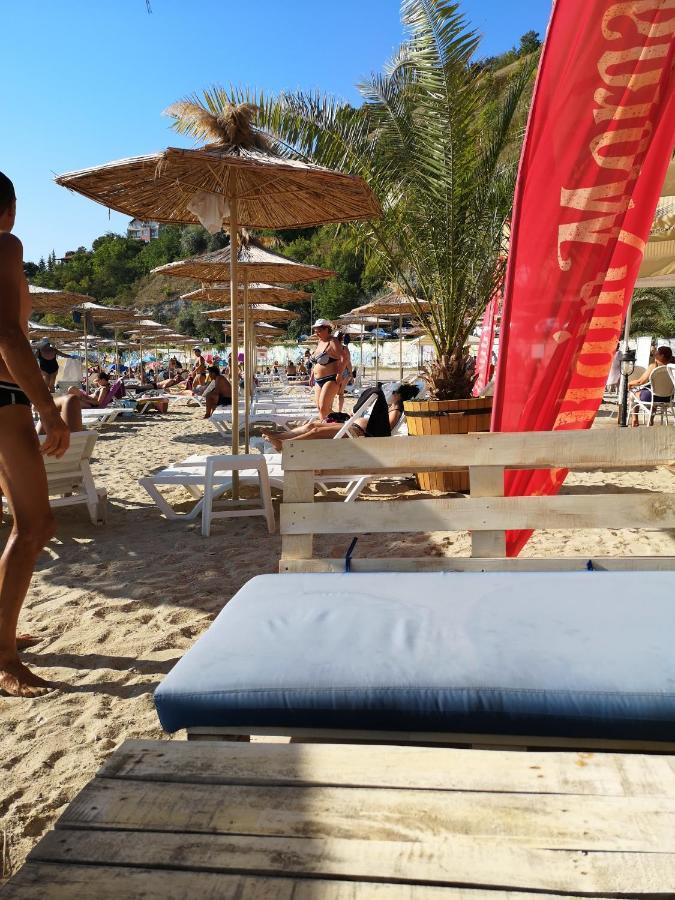 Seaview Apartment Complex Karia Kawarna Zewnętrze zdjęcie