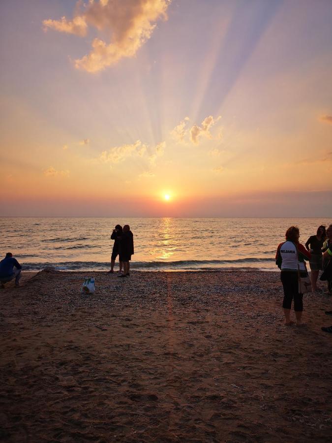 Seaview Apartment Complex Karia Kawarna Zewnętrze zdjęcie