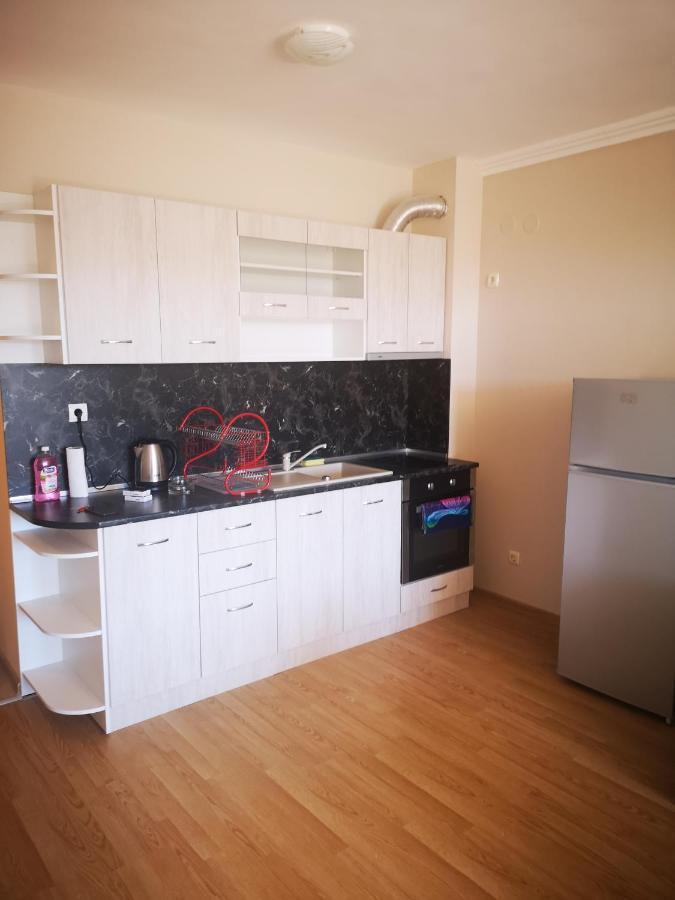 Seaview Apartment Complex Karia Kawarna Zewnętrze zdjęcie