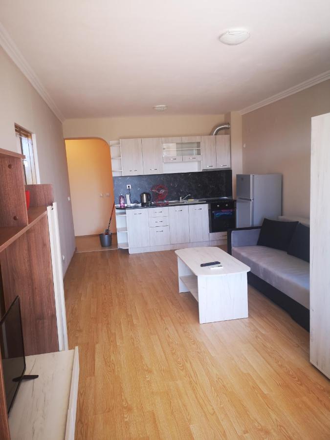 Seaview Apartment Complex Karia Kawarna Zewnętrze zdjęcie