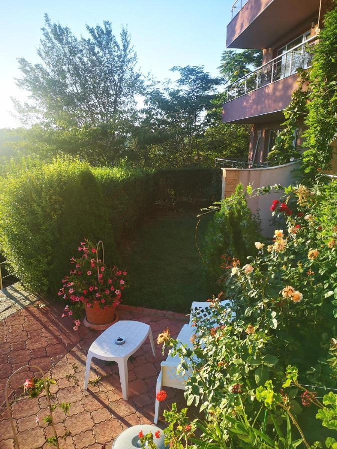 Seaview Apartment Complex Karia Kawarna Zewnętrze zdjęcie
