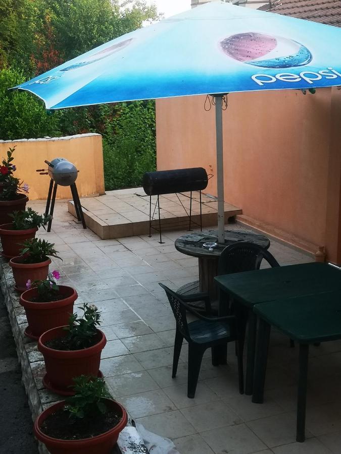 Seaview Apartment Complex Karia Kawarna Zewnętrze zdjęcie