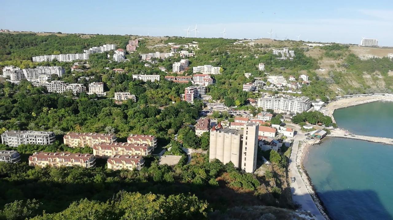 Seaview Apartment Complex Karia Kawarna Zewnętrze zdjęcie